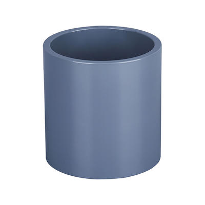 ¿Cómo resisten los accesorios de tubería de CPVC la acumulación de incrustaciones, la corrosión o la formación de biopelículas en los sistemas de agua potable?